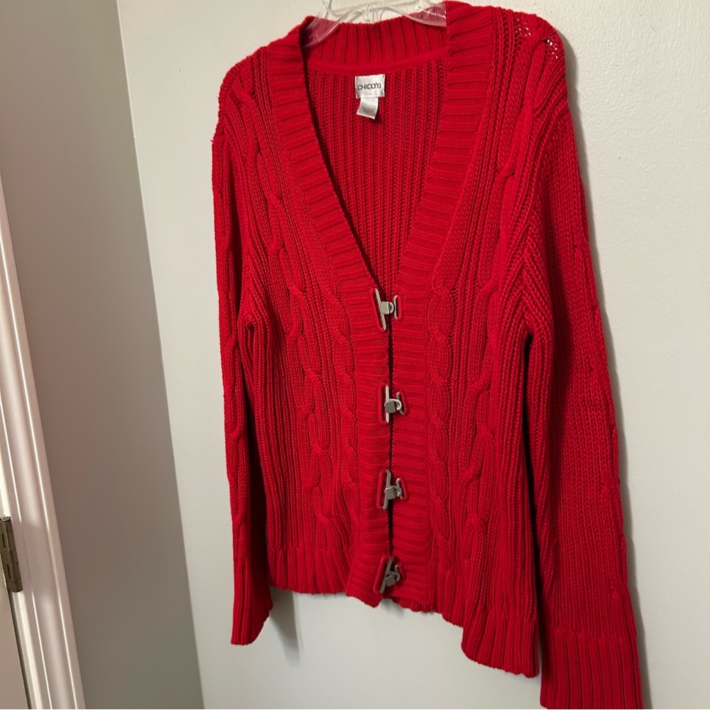 Chico's Size 1 Medium Red Cardigan Sweater with Silver Metal Toggle Closure VTG - Picture 5 of 6